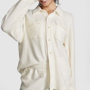 PINK Victoria's Secret Cream Texture Fleece Shacket Oversized Small
